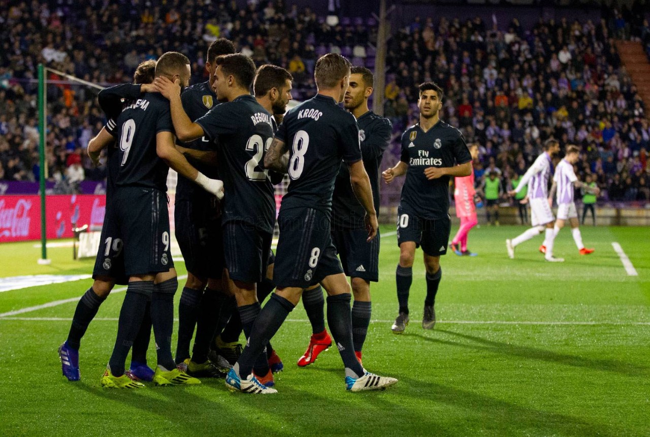 欧冠赛程吃紧,俄克拉荷马雷霆清晨回应争议,引发热议,更衣室氛围转暖的简单介绍 欧冠赛程吃紧,俄克拉荷马雷霆清晨回应争议,引发热议,更衣室氛围转暖的简单介绍